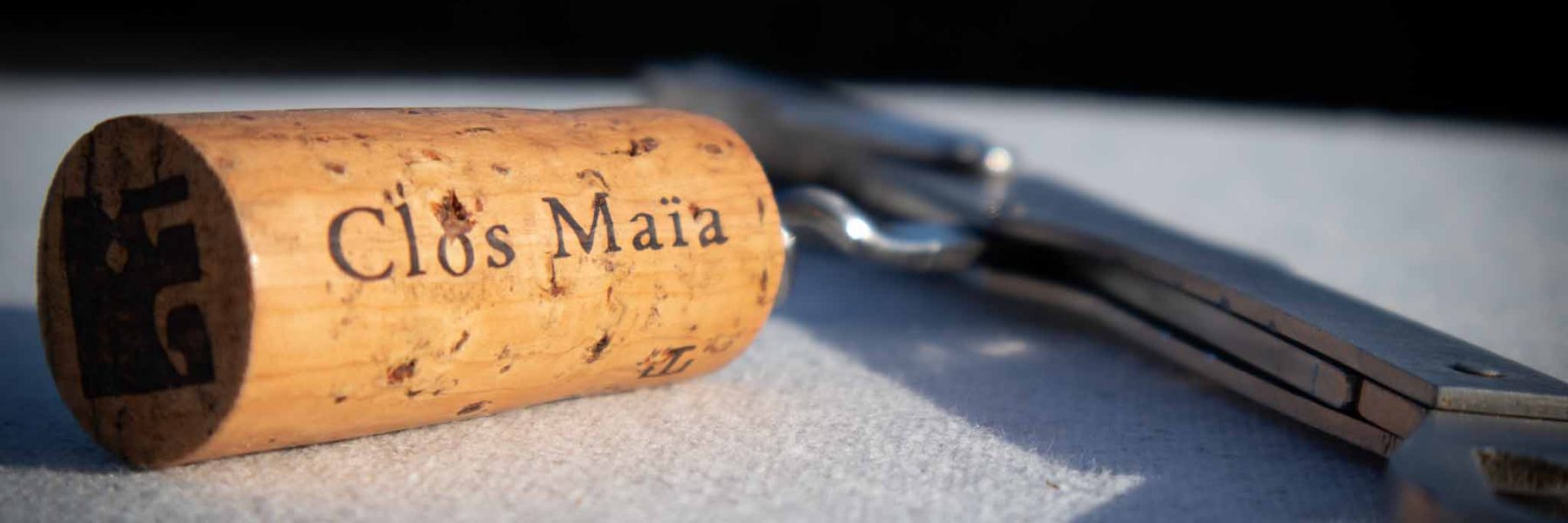 tire-bouchon avec bouchon Clos Maïa